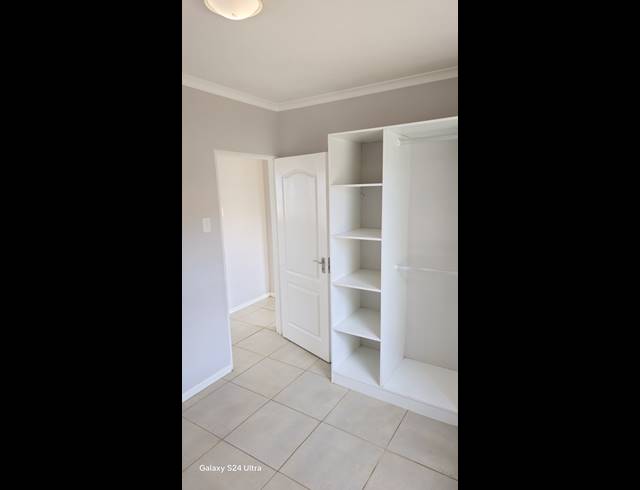 2 bed property to rent in SHARON PARK